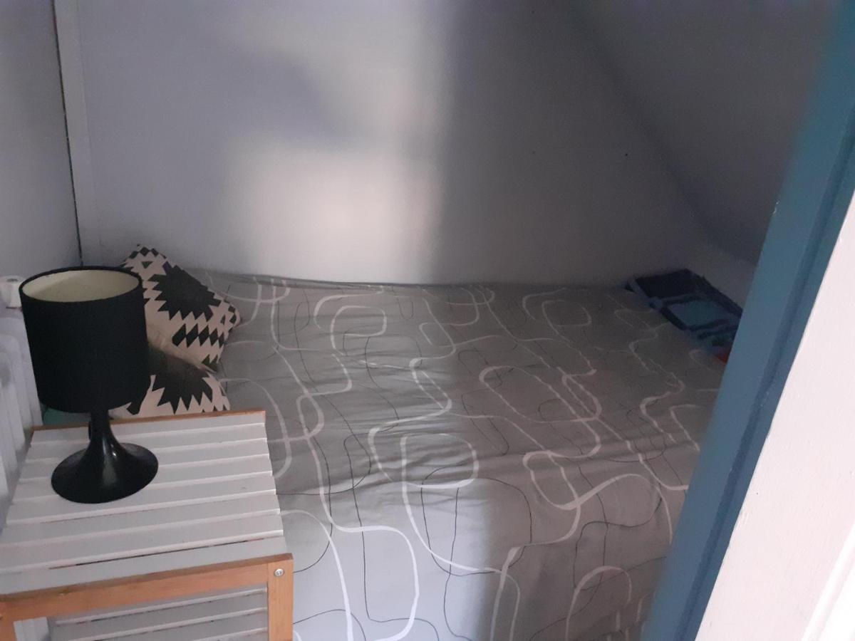 Séjour chez l'habitant Loue Maison 24h Du Mans Voiture,moto *